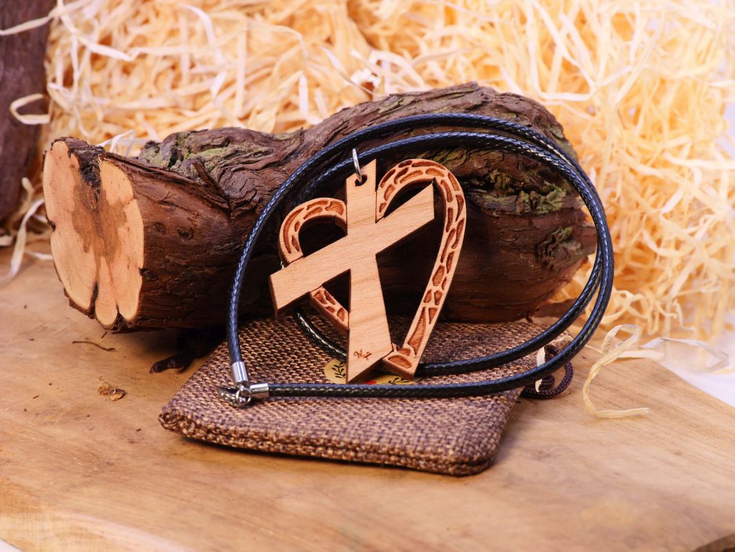 Herzkreuz Anhänger "Birke"